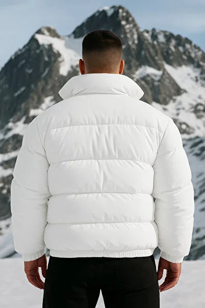 Erkek Beyaz Astarlı Slimfit Su ve Rüzgar Geçirmez Dik Yaka Şişme Mont